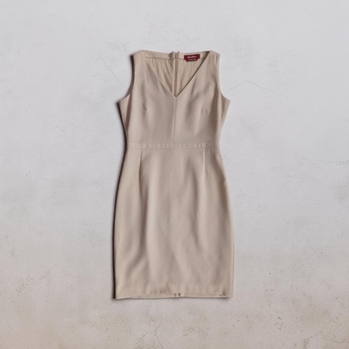 Abito tubino smanicato beige