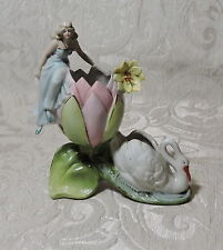 Statuina Biscotto Art Nouveau - Dama Posy su Ninfea e Cigno Germania 1900