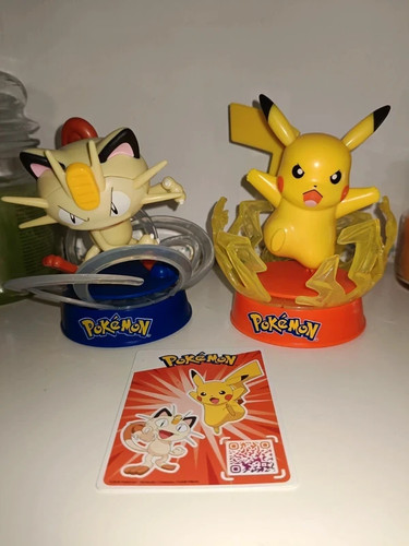 Pokémon kinder gran sorpresa