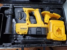 KIT Tassellatore + Flex DEWALT con 2 batterie + base di ricarica