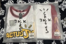 Maglia e pantaloncini da