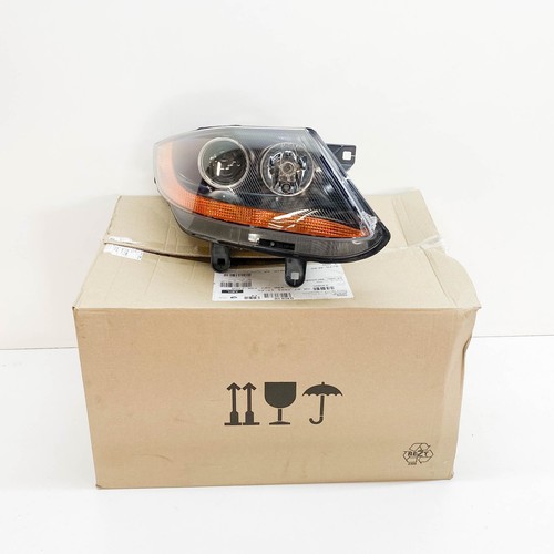 Faro proiettore anteriore