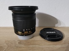 Obiettivo grandangolo Nikon AF-P 10-20 VR (stabilizzato)