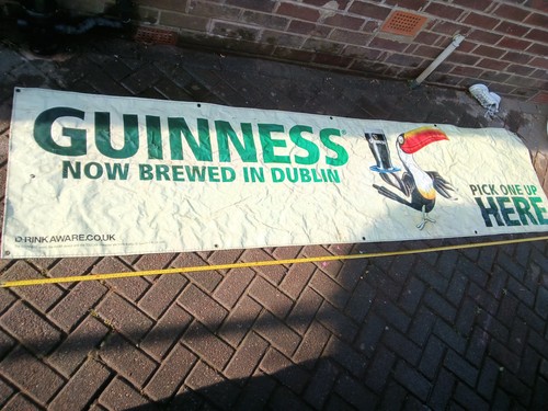 Very large guinness pub - large,