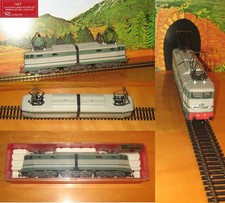 Rivarossi HO Locomotiva elettrica E 646 127 FS art 1447,  accensione fari A31