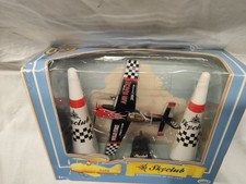 Aereo Extra 330 L , Modellino