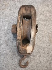 Antica Carrucola In Legno E