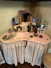 toeletta  trucco artigianale rosa a fagiolo