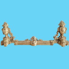 camino barra facciata cingoli camino bronzo Napoleone III segni antichi