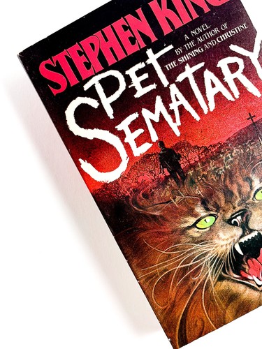 Stephen king pet sematary - /,
