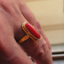 anello corallo rosso fuoco solitario stilizzato gemma naturale elegante regalo natale