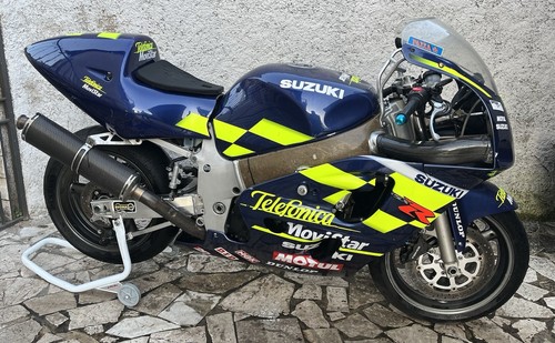 Suzuki srad gsxr 600 per - suzuki,