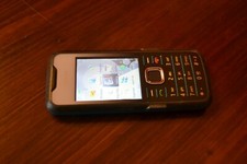 CELLULARE NOKIA 7210  7210c FUNZIONANTE CON CARICABATTERIA