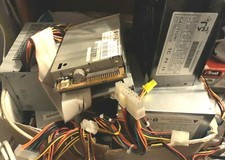 Lotto 10Kg Materiale Elettronico Informatico recupero componenti (NO brevimano)