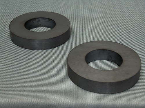 Coppia magneti in - pezzi),
