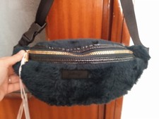 Marsupio verde scuro in