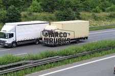 Truck photo MAN F90 box truck