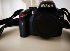 Nikon d3200 usata