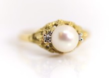 Anello IN Oro Giallo Akoya