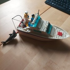 LEGO City 4011 Cabin Cruiser