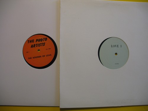 The photo artist sounds - the,