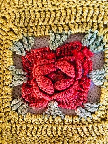Rosetta colorata vintage fatta