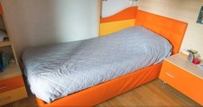 Letto singolo con contenitore 90X190 in ecopelle.