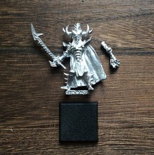 Warhammer Fantasy Elfi Oscuri