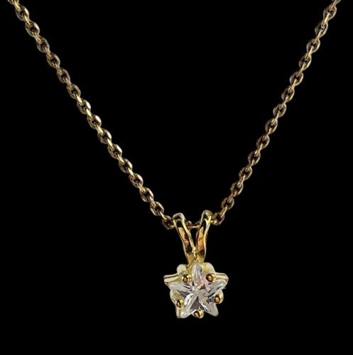 Collana stella dorata