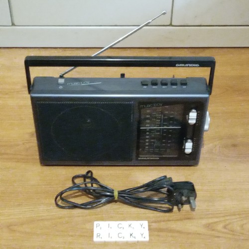 Vintage grundig radio music - radio,