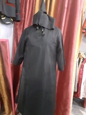 Tunica Nera Con Cappuccio Sartoriale