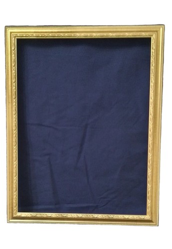 Cornice legno lavorazione - di,
