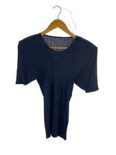 PLEATS PLEASE ISSEY MIYAKE