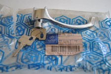 Right Door Handle with Key