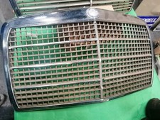 Calandra griglia front grill Mercedes W123 W124