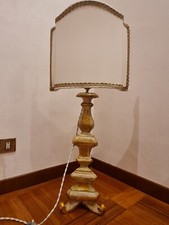 Candelabro dell'inizio del 1700 trasformato in lampada con paralume in seta