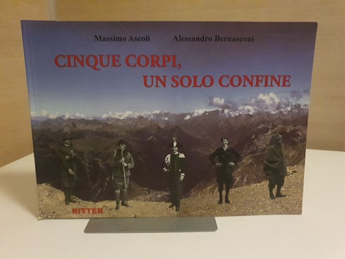 Cinque corpi solo confine - corpi, un