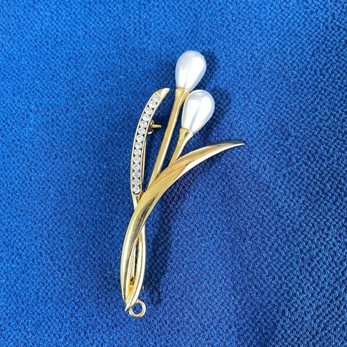 Spilla vintage con - , fiore