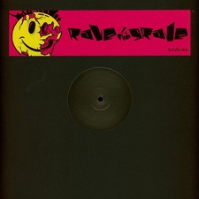Rave 2 The Grave - Dub War /