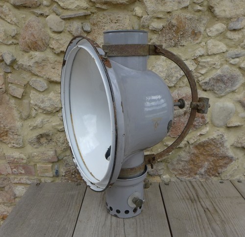 Vecchio faro industriale beseg - faro,