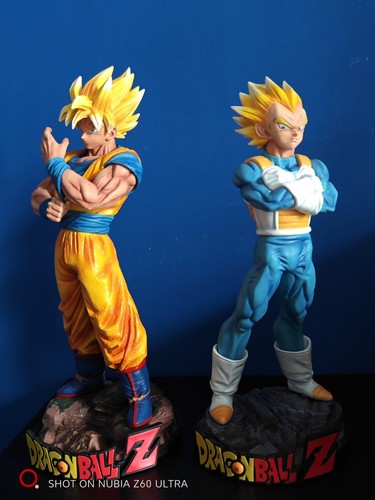 Goku vegeta action figure - goku, e