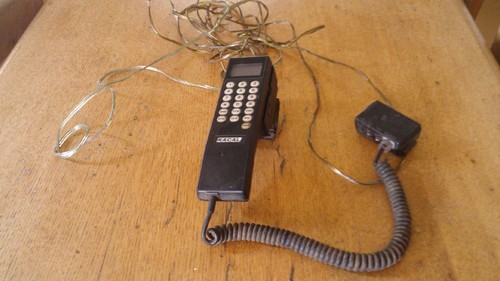 Telefono auto vintage - telefono, vodafone