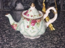 Royal Albert Old Country Roses