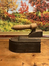 Antico Ferro da Stiro a