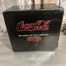 Stranger Things New Coca Cola 1985 Edizione Limitata Confezione Edizione da Collezione