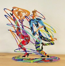 Scultura d'arte moderna in