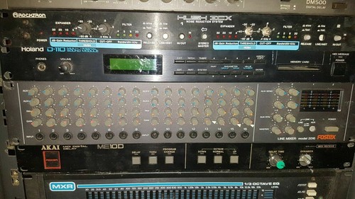 Roland 110 synth module - d,