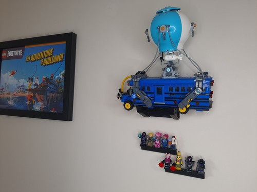 Wall mount for lego - wall,
