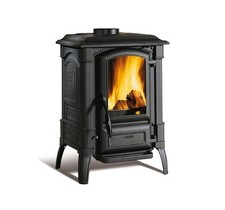 STUFA A LEGNA NORDICA