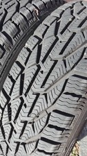Gomme auto con cerchione come nuove